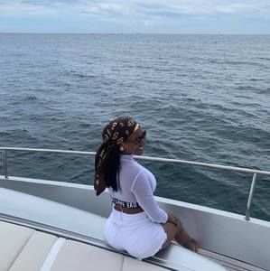 Meet your Posher, Oya oggun tola